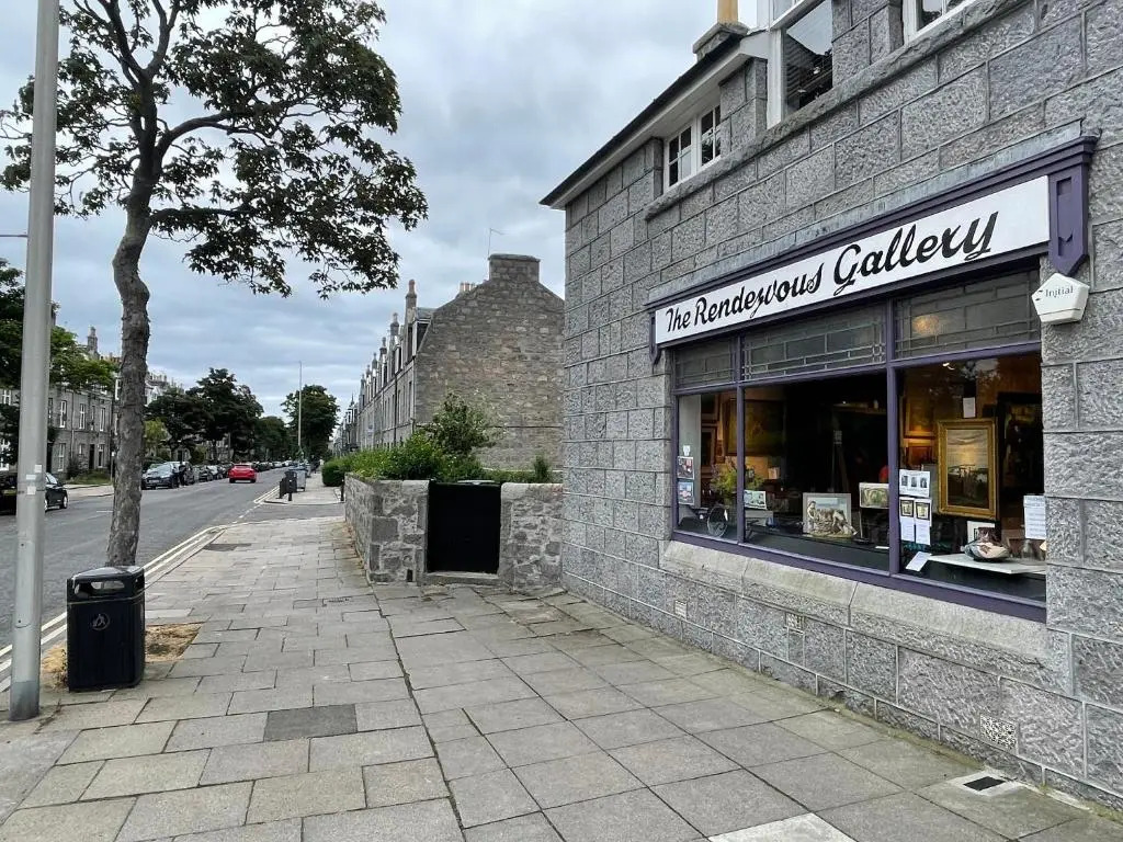The SUMMIT Apartment - Cozy Aberdeen Westend flat - Perfect for Short or Long stay - 1 bedroom