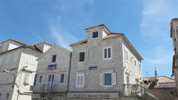 Villa Tudor