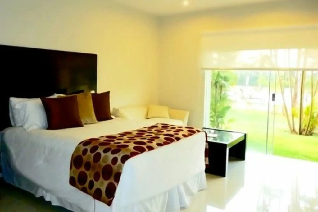 Sun Hotel