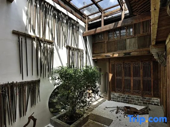 Sansheng Yizhai Hostel