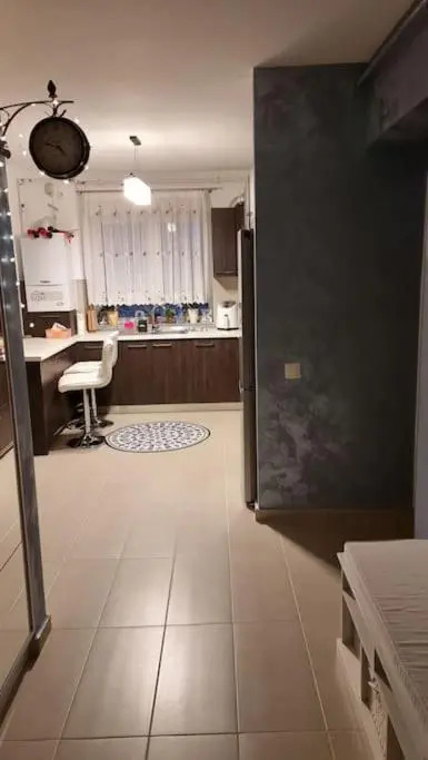 Apartament 3 camere Avantgarden