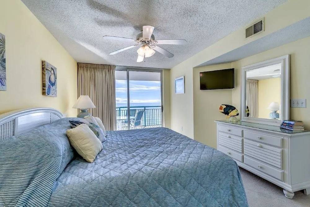 Windy Hill Dunes - 1304 by RedAwning