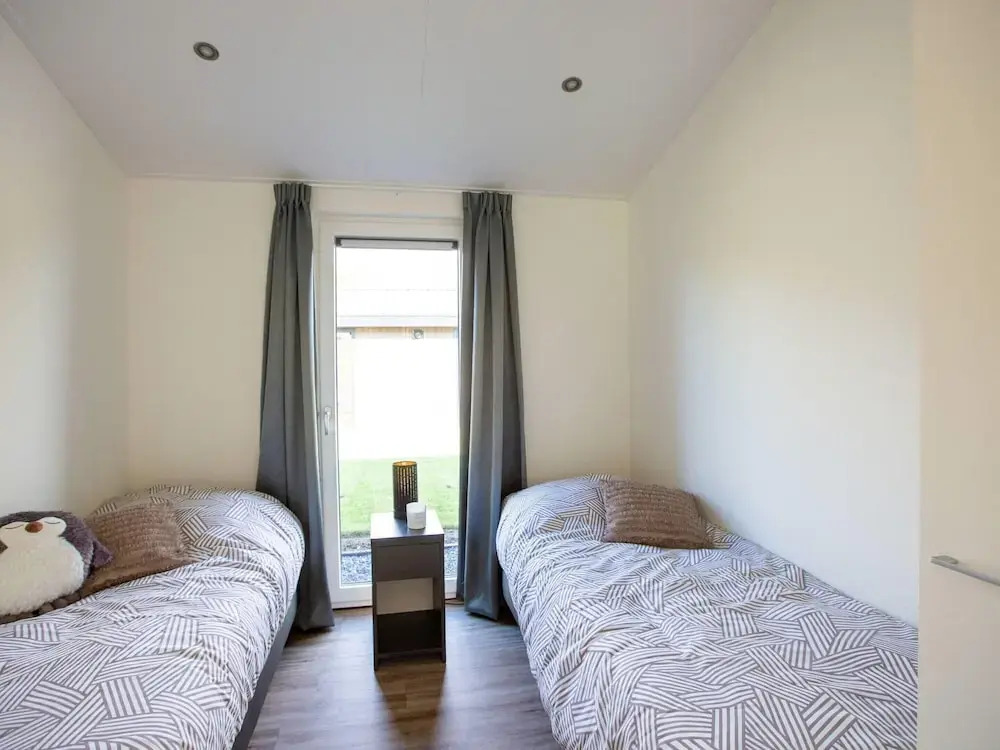 Beautiful Chalet With Airco, in a Holiday Park