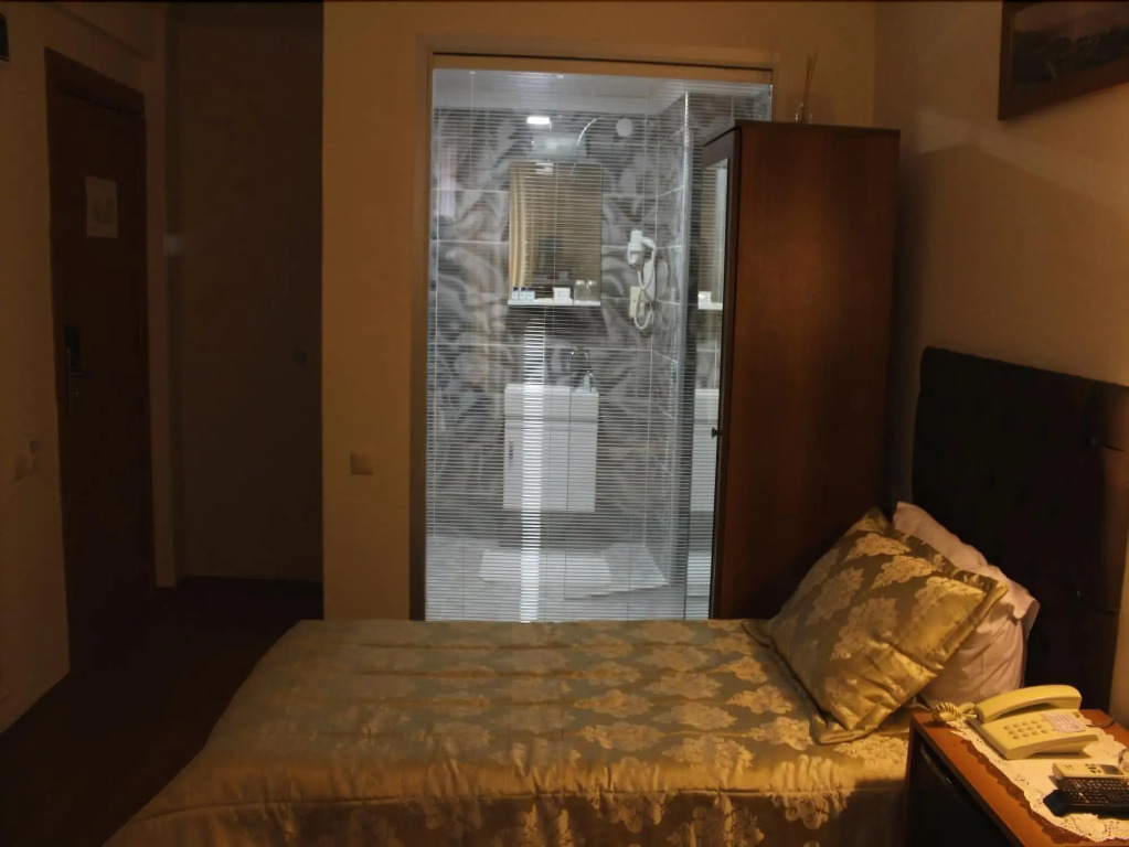 Hotel Kit Tur