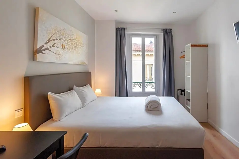 Hotel lHotera
