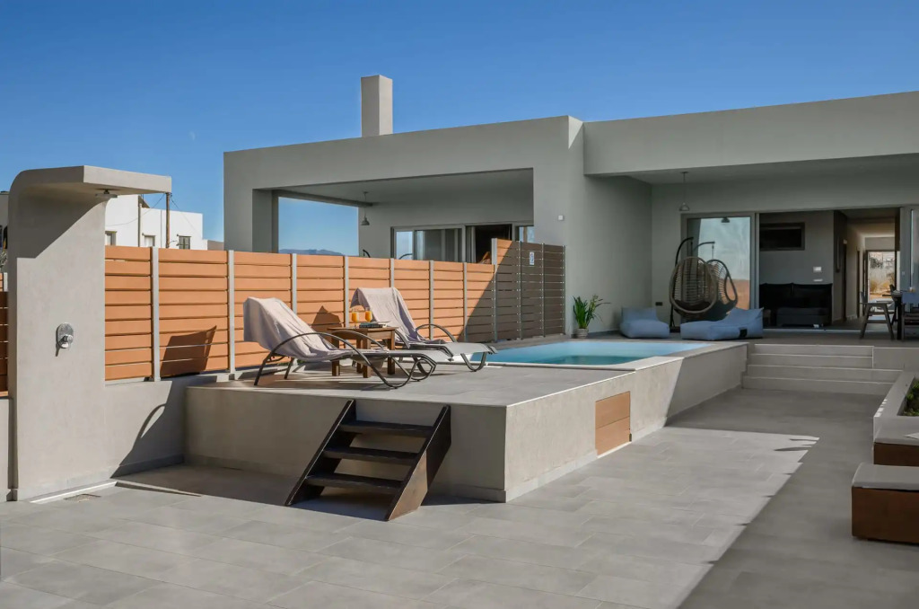 Anasa Luxury Villas with Heatable Pool