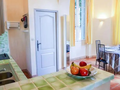 Apartment Castel Haussmann