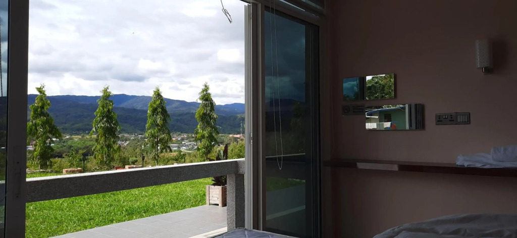 Leely Garden Valley Lodge Tambunan