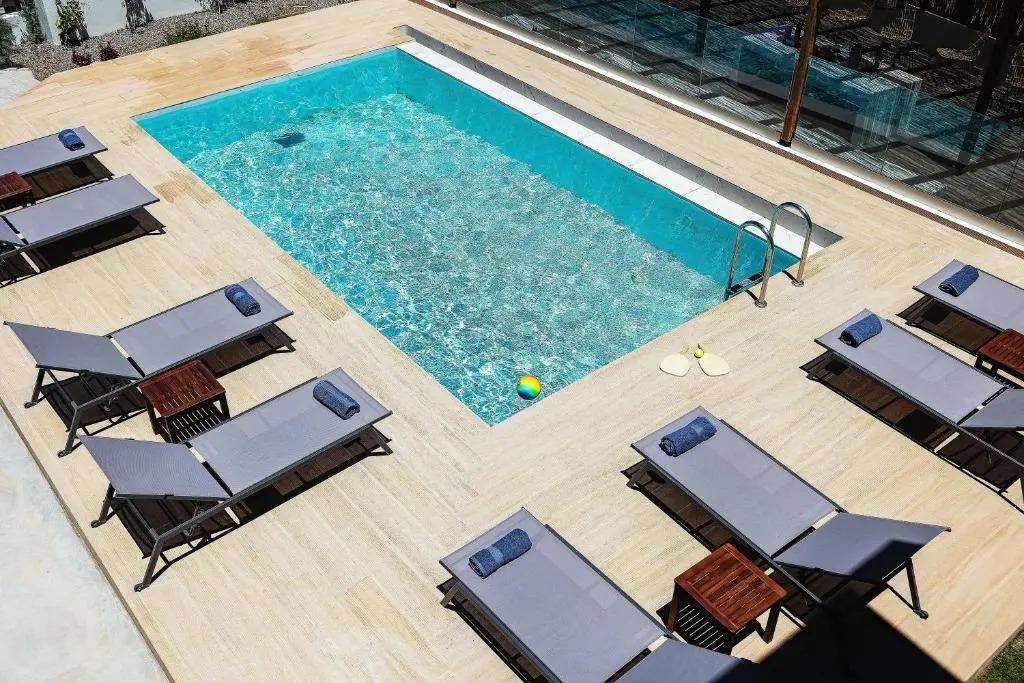 Kipos Suites & Apartments