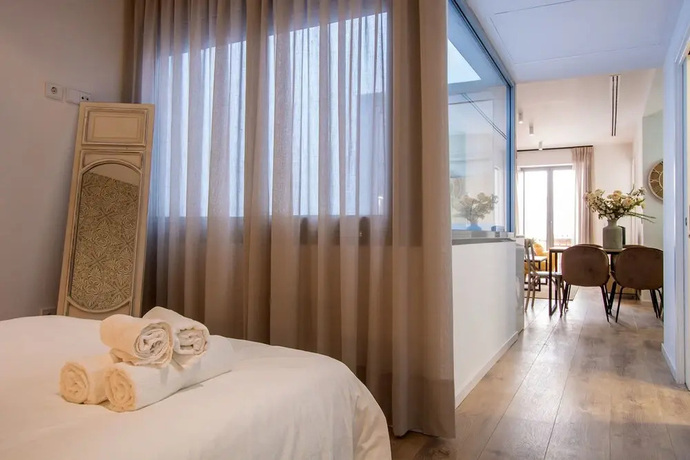 Armenta Juderia Suite by Valcambre