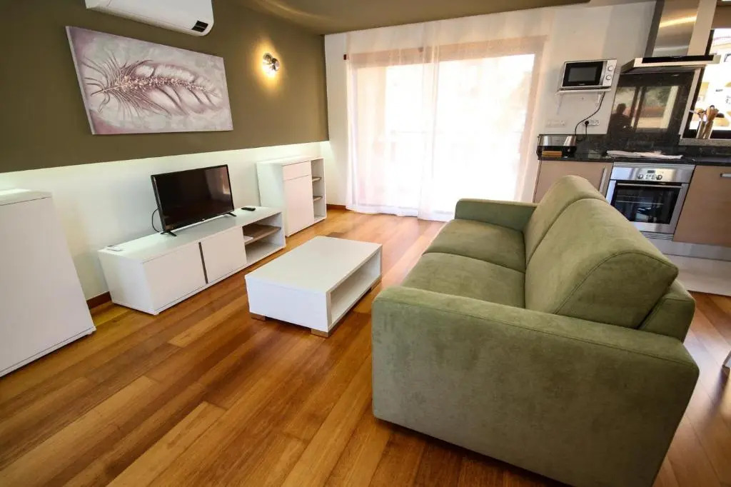 LUXURY APARTMENT - T1 vue sur piscine - PRAIA DA LUZ