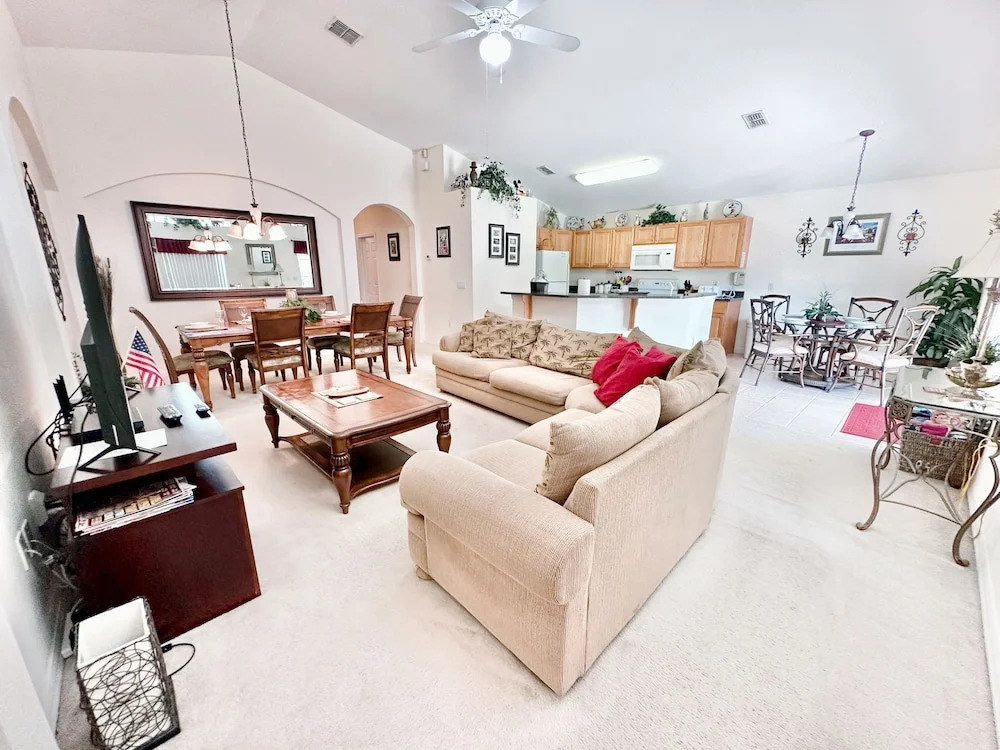 777bd - West Haven Gated Community 4 Bedroom Home by RedAwning
