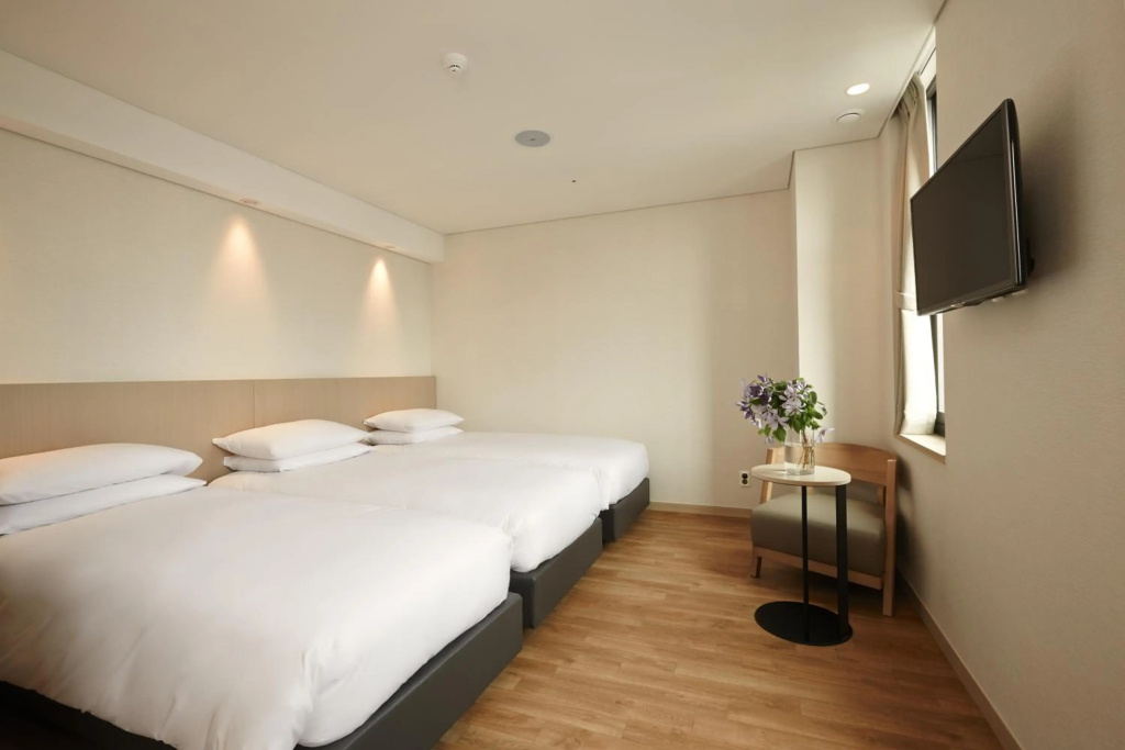 Mayplace Hotel