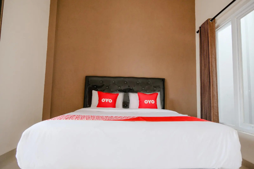OYO 2140 Hs Residence