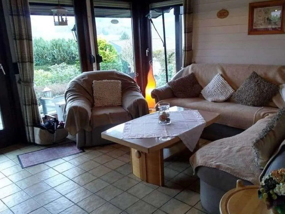 frisch renoviertes Ferienhaus in Meschede-Hennesee