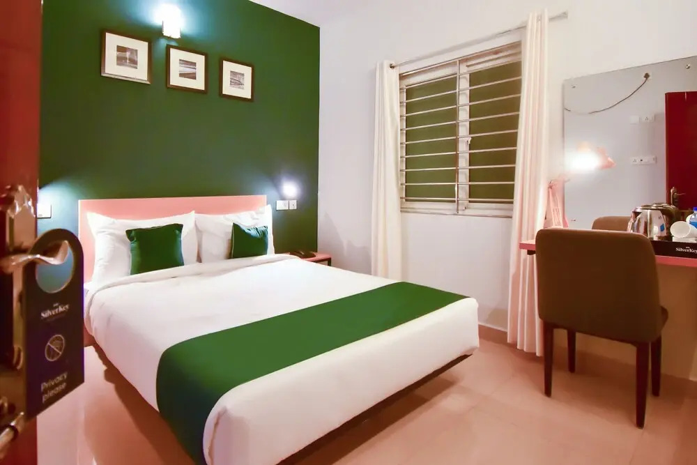 Silverkey Executive Stays 39891 Srs Illam