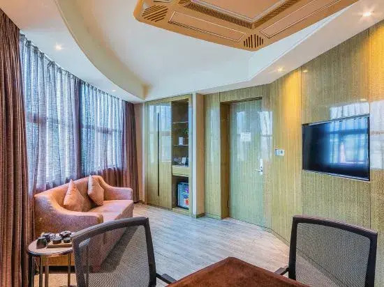 lnternational hotel