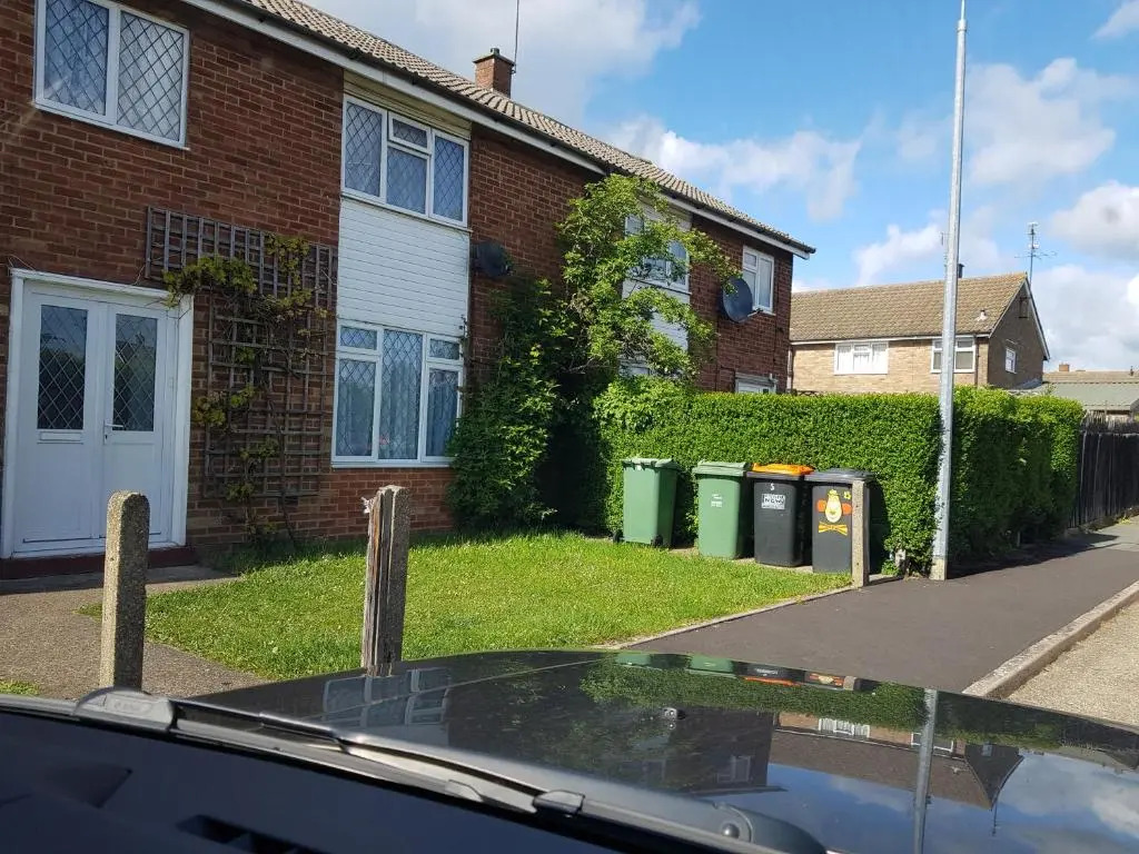 Eddiwick House - Huku Kwetu Dunstable -Spacious 4 Bedroom House - Beds Suitable for Builders and Contractors