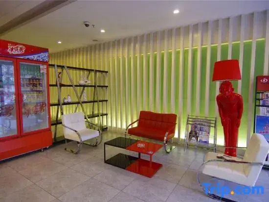 Zhoukou Fuerhaotai Fashion Hotel