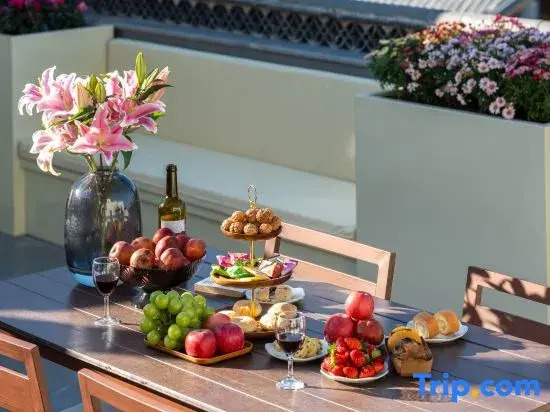 Yun Jing Xi Pan Hot Spring Homestay