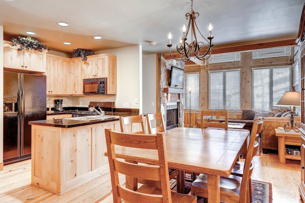 Portico - 3BR Condo #7 - LLH 61695