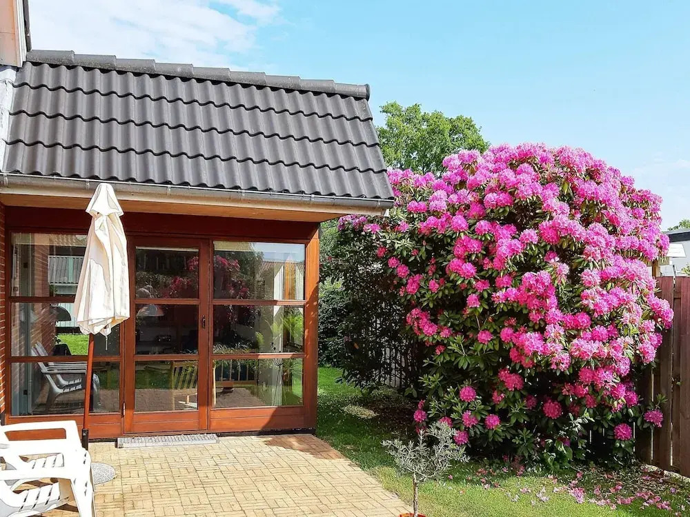 Cozy Holiday Home in RÃ¸dby With Beach Nearby