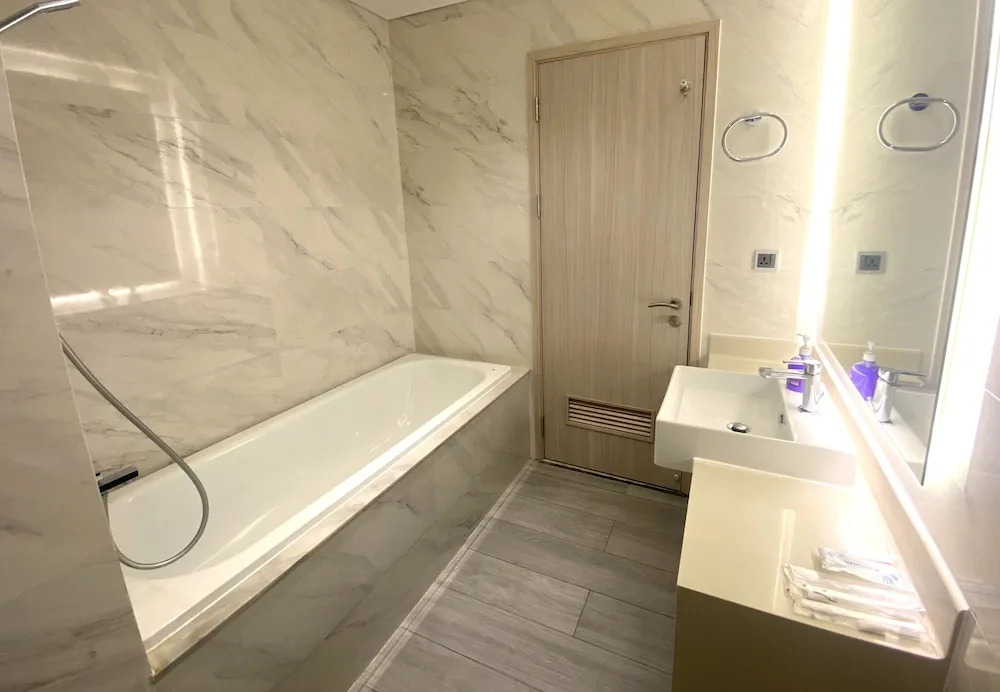 The Peak Serviced Apartment