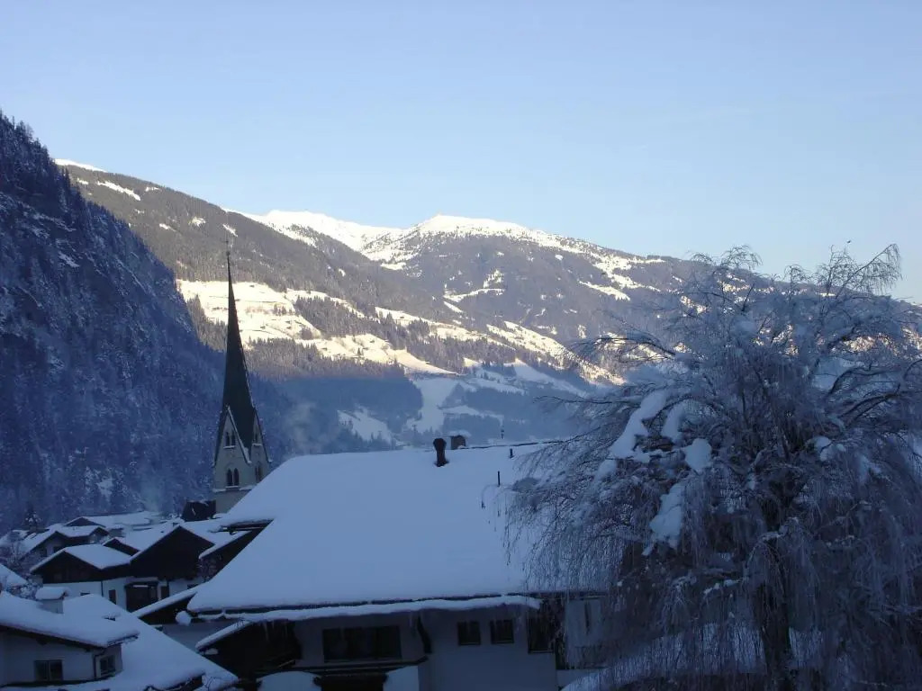 Appartements Rieser - im Herzen von Mayrhofen - sonniger Balkon - 3 Schlafzimmer