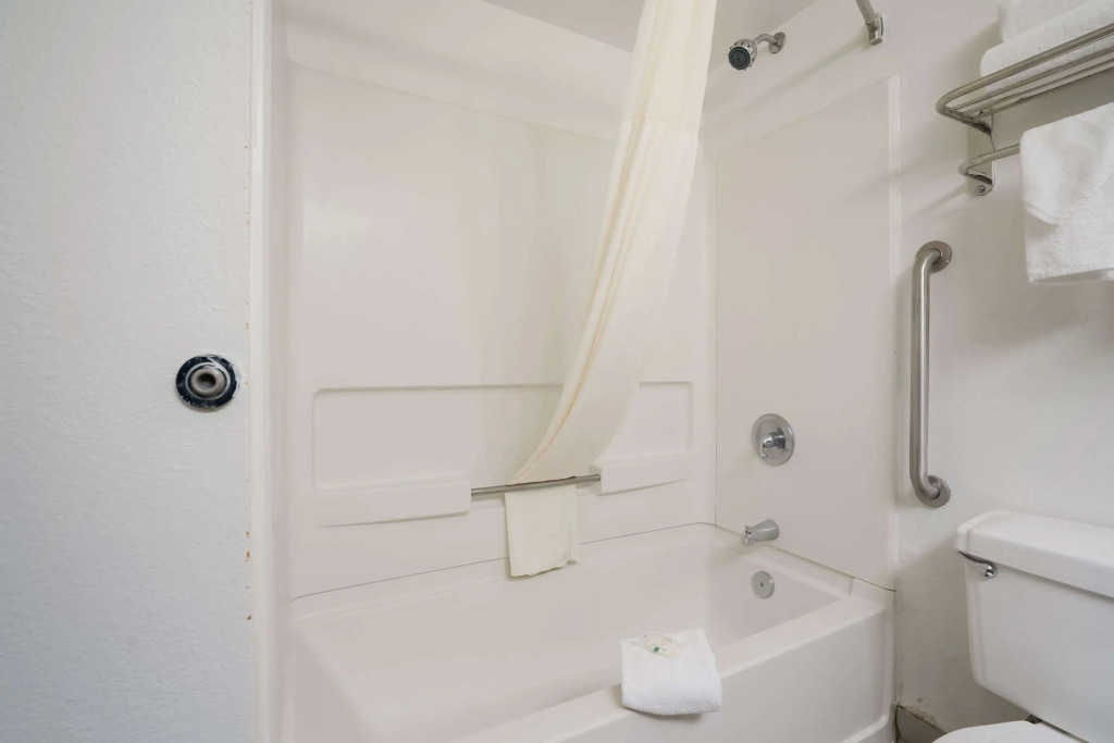 Quality Inn Jacksonville near Camp Lejeune