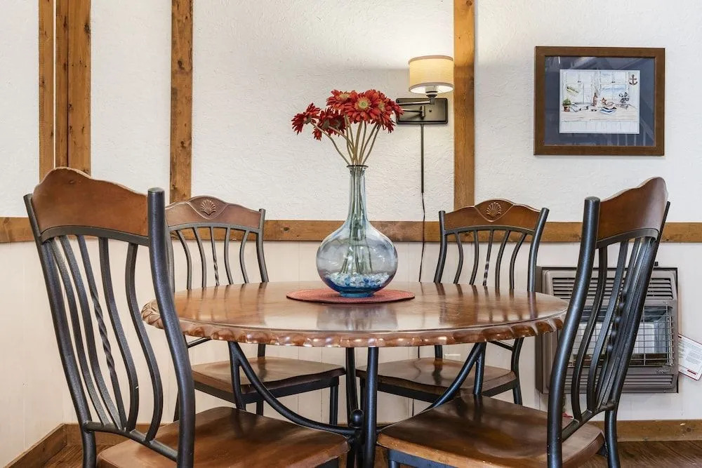Skipjack Cottage Branson