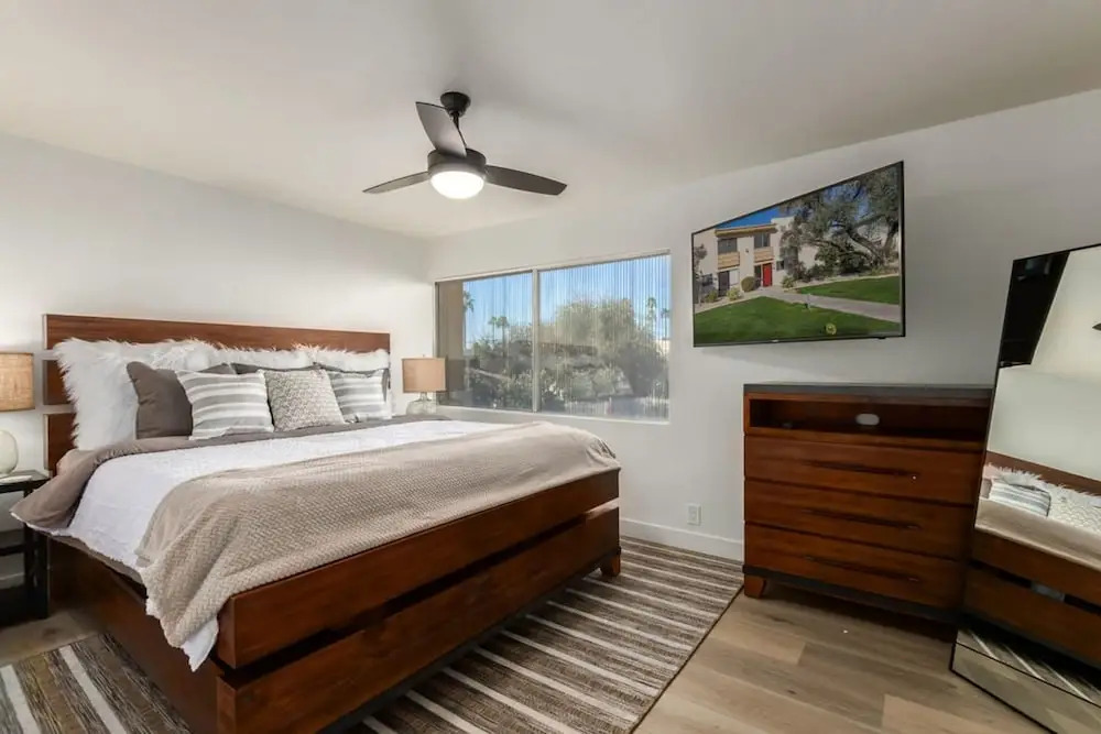 Luxe 2BR Townhouse 4 Heated Pools Walk 2 Old Town