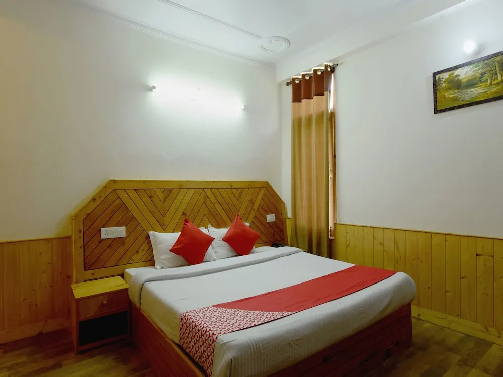 OYO 18555 Yogesh Cottage Manali