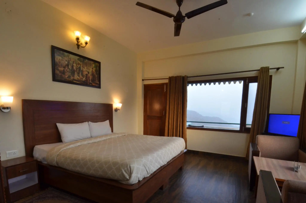 Hotel Birds View Kasauli