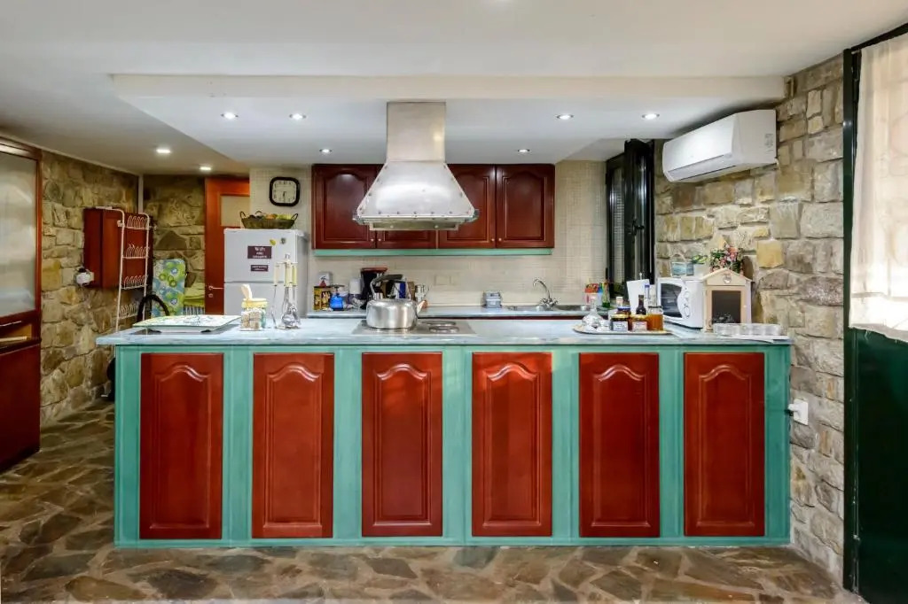 Stone Garden Studio - Private Vacation Hideout
