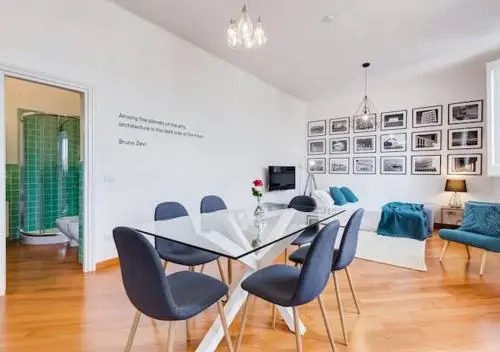 Modern flat near Piazza della Repubblica