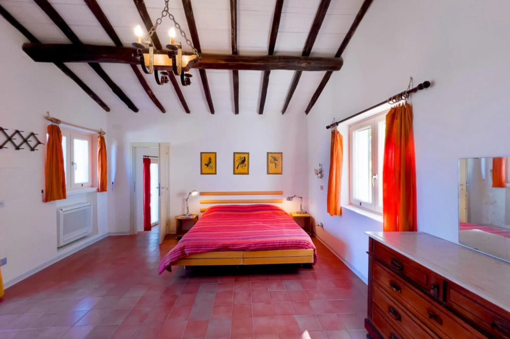Villa Caterina 450 meters from the beach with sea view immersed in the quiet of the hill-VILLA CATERINA SANT'ANDREA