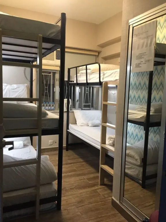 As 1 Hotel