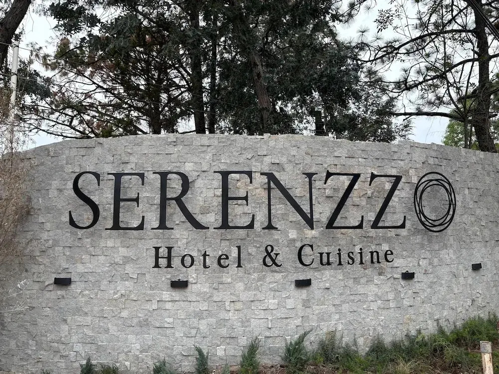 Serenzzo Hotel & Cuisine