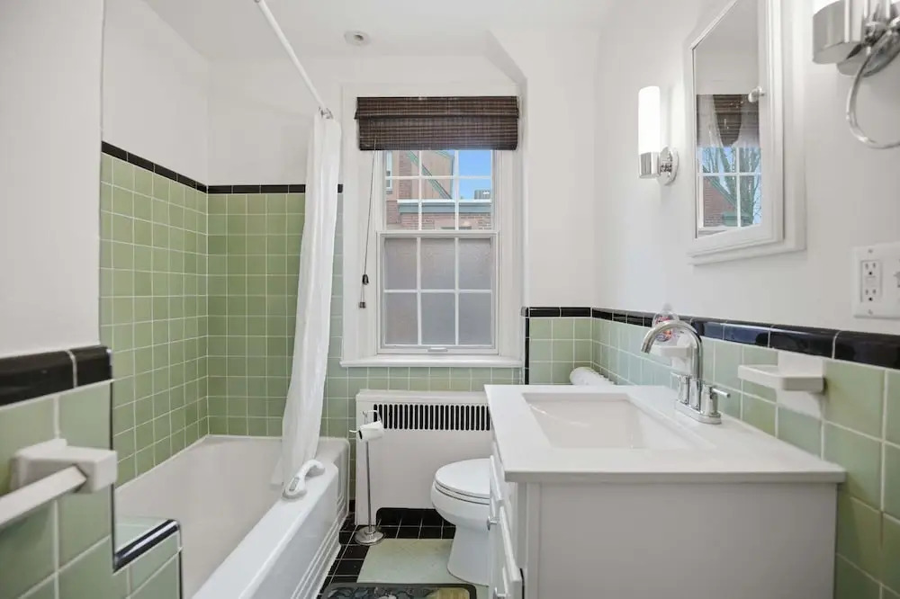 A Peaceful Retreat Amid Your Busy Journey 4 Bedroom Home