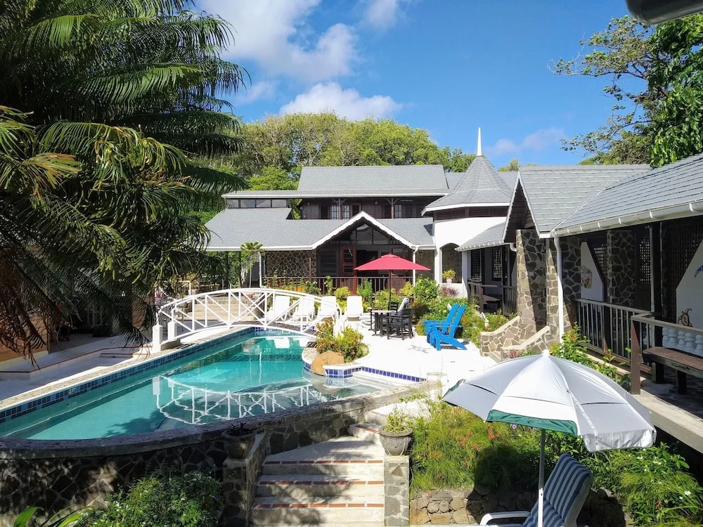 Spring Hotel Bequia