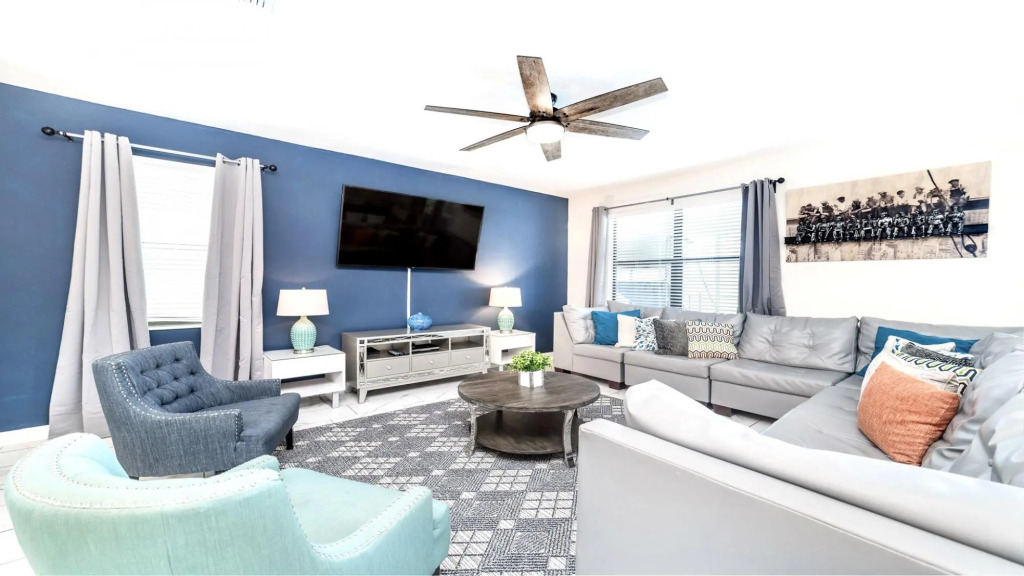 Lakeview 9BR Villa Private Pool SPA Game Room Heater