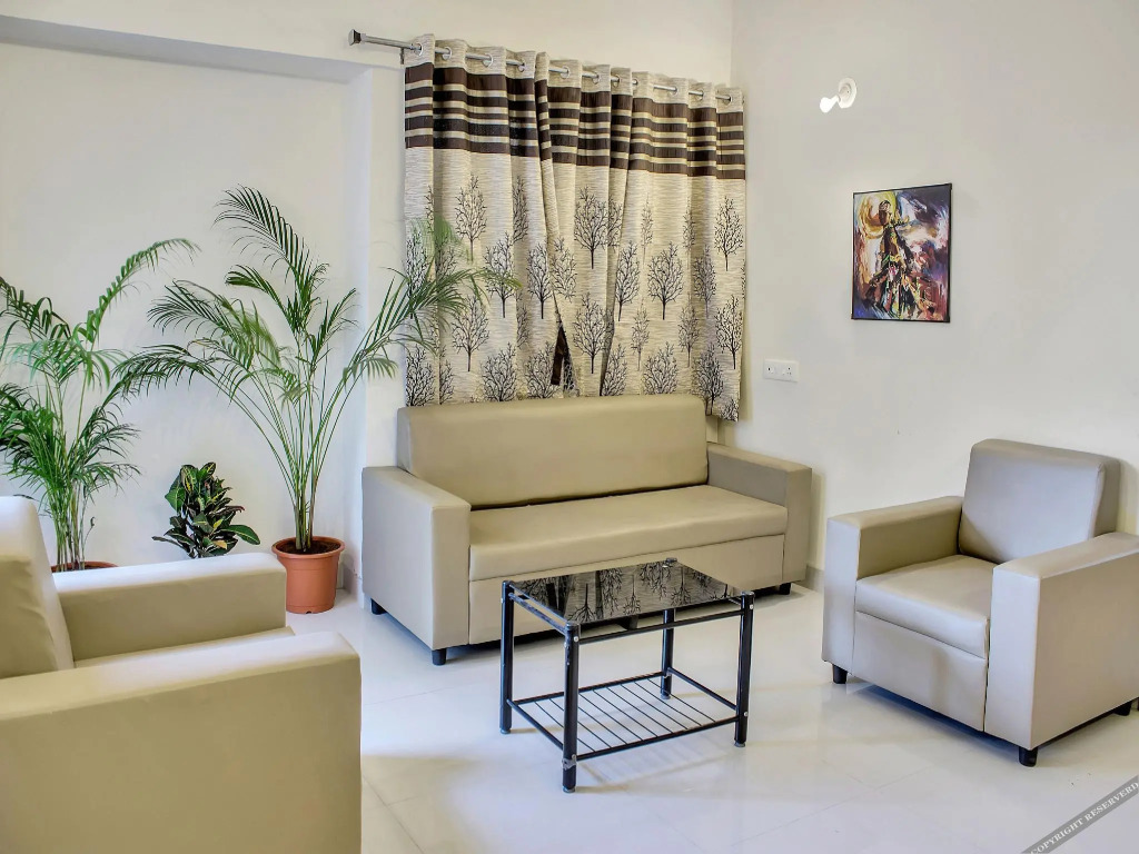 OYO 12042 Green Olives Apartments