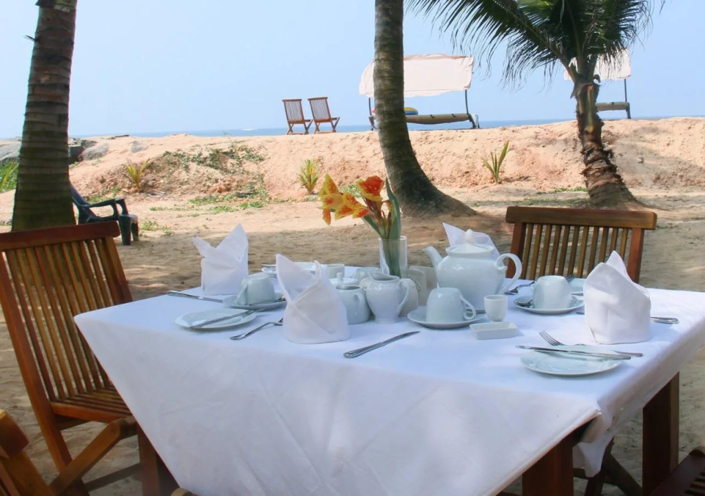 Nico Beach Hotel