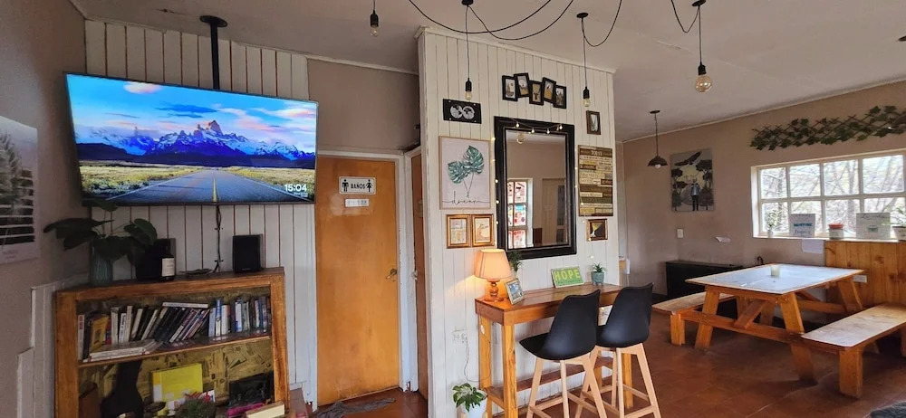 Hostel del Lago