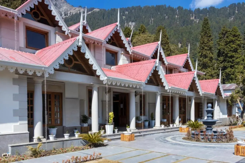 Swiss Hotel By Shivraj Nainital