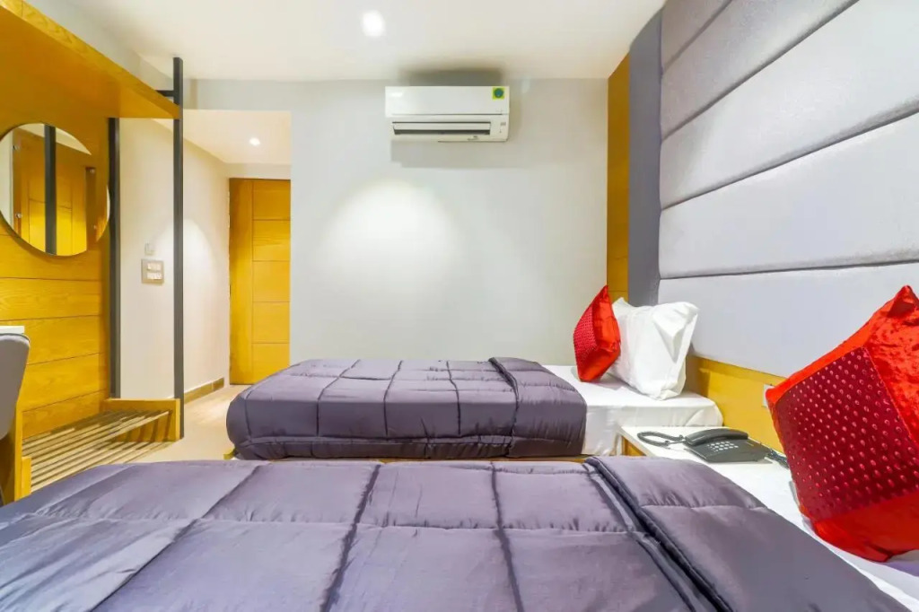 Hotel Bricks, Karol Bagh, New Delhi