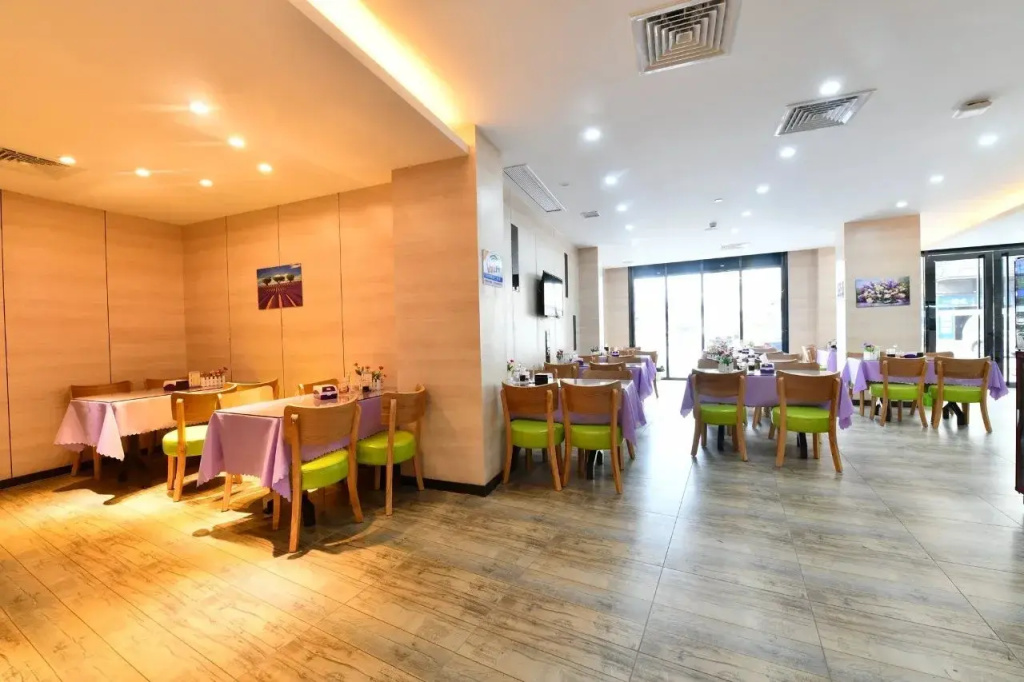 Lavande Hotel (Huizhou Huiyang Municipal Square Branch)