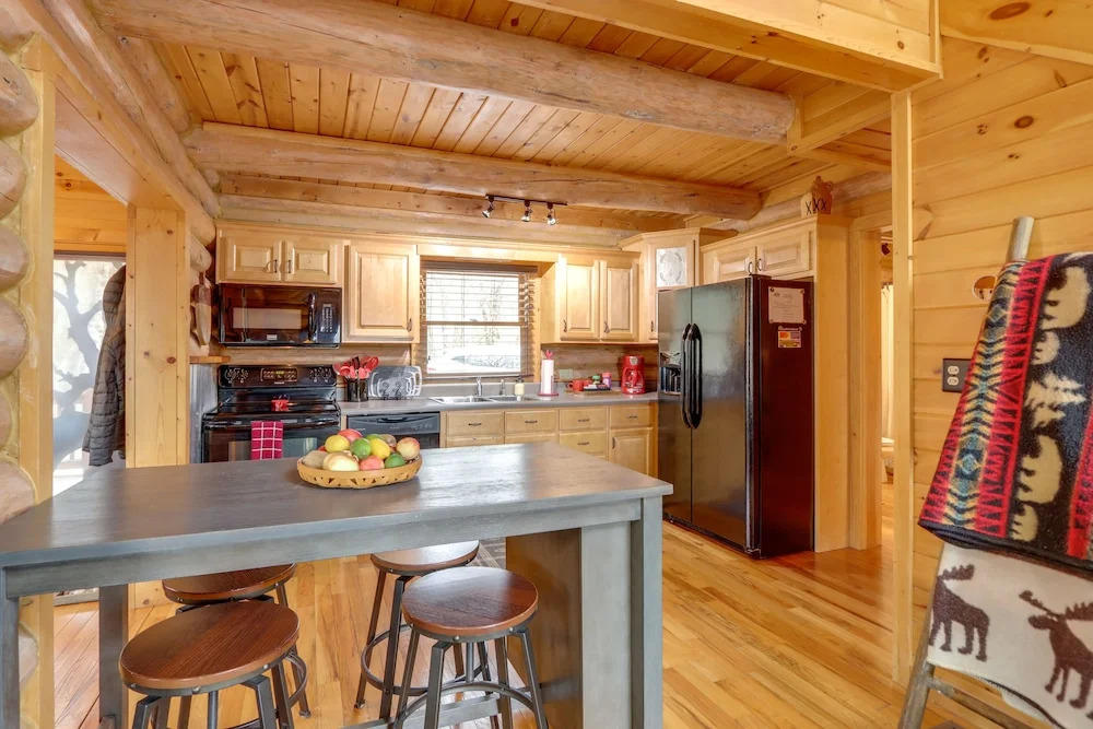 Lake Blue Ridge Cabin by the Chatahoochie Forest