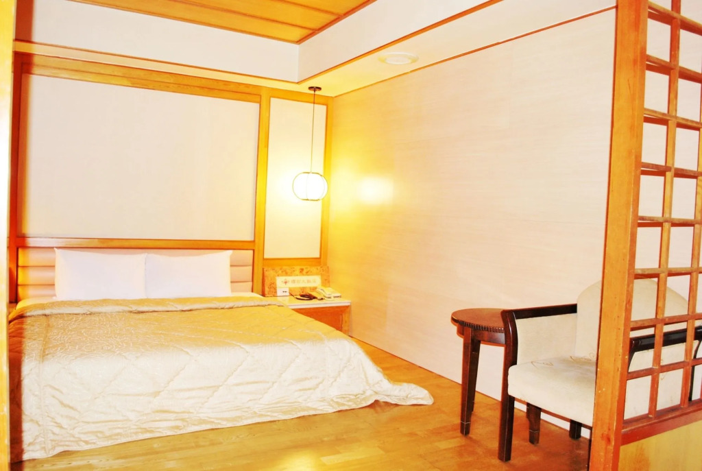 Ying Zhen Hotel