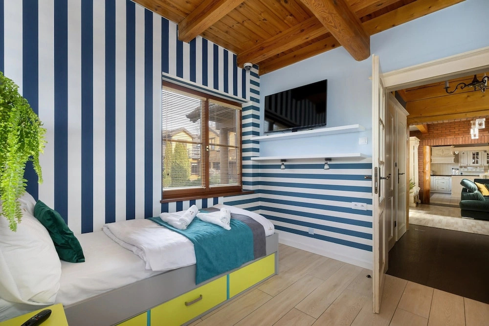Large, Comfortable Holiday Villa With a Garden